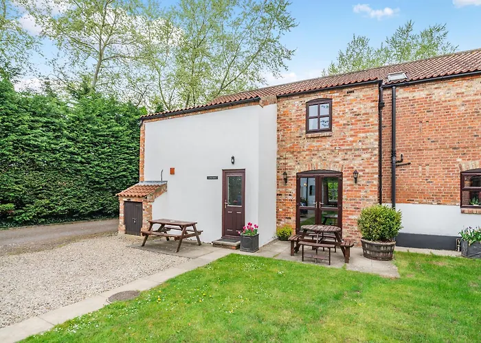 Little Barn - 16438 * York